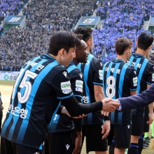 최휘영 장관 K리그1 개막 현장 방문…프로축구 발전 방안 논의 