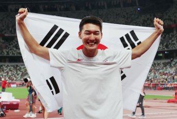 높이뛰기 우상혁, ‘한국인 최초’ 세계실내육상선수권 우승
