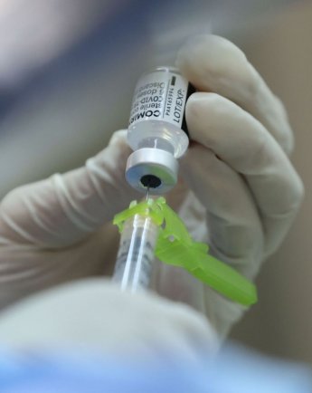 "코로나19, 백신보다 말라리아약이 더 효과적"…대통령도 '백신 반대' 외치는 브라질