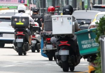 '월 수입 1000만원' 옛말… 거리두기 해제 이후 ' 배달 오토바이' 매물 쏟아져