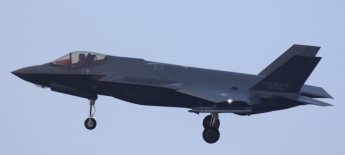 [디펜스기고]F-35가 최근에 장착한 미사일은