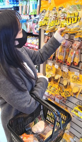 “다이어트·헬스족 잡아라”…이마트24, 대용량 냉동닭가슴살 출시