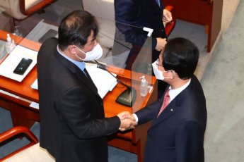 국회 상임위 예비심사서 4.7兆 증액…손실보상 '소급적용' 쟁점