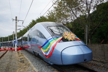 KTX 평택~오송선 입찰, 현대로템-우진산전 경쟁