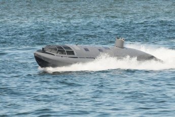 8인승 소형잠수정 배치 눈앞… 잠수함 탑재한다