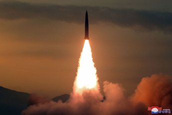 WSJ "유엔 안보리 무용지물…중·러 덕분에 北 핵·미사일 도발"
