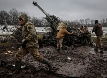 대포부터 미사일까지…우크라이나 돕는 폴란드 '비밀공장'