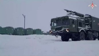 [전쟁과 경영]쿠릴열도에 배치된 러시아 미사일