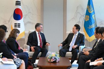 尹, 호주 부총리 접견…국방·방산 협력 공감대