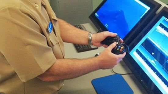 美해군 잠수함, 게임기 '엑스박스' 컨트롤러로 전투 지휘