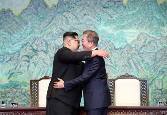 北 일부 고위층 “김정은, 핵 포기할 리 없다”