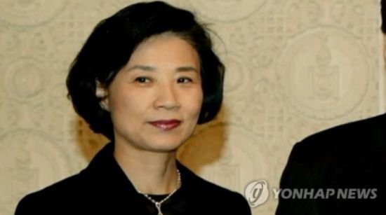 한진그룹 "이명희 이사장, 피해자에 사죄"…갑질 의혹은 반박