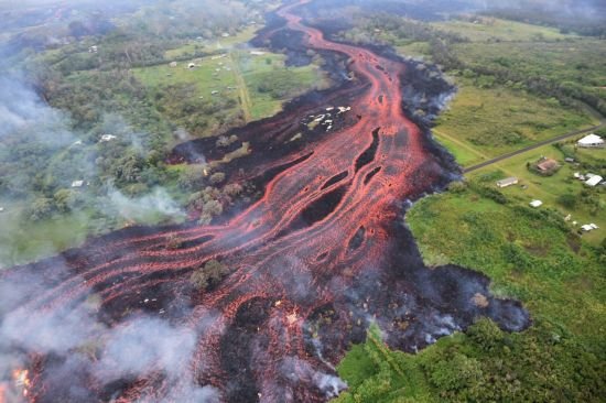 하와이 화산폭발로 첫 중상자 발생…네티즌 “지구가 화났다”