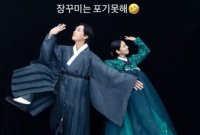 "장꾸미 포기 못해"…'최태준♥' 박신혜, 비하인드 결혼 화보 공개
