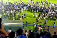 인도네시아 축구장 참사 사망자 174명에서 125명으로 수정