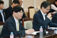 한은 "비은행권 지급결제 허용하면 디지털런 위험"…금융권 움직임 제동