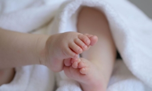 '부산에서 이런일이' 내연 관계로 낳은 아기에 '40대 남녀' 벌인 짓 