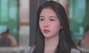 "너무 예뻐서 안돼"…얼짱 명문대생 SNS '라방' 금지시킨 가족
