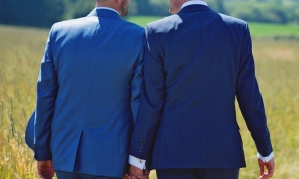 동성남친 집 인사 갔는데…"예비 시아버지가 성매매 단골손님"