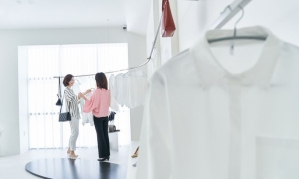 "Too Many Demands from Korean Consumers"...Tens of Trillions in Global Sales, But a Flop in Korea