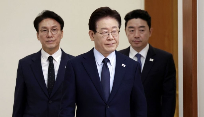 동참 압박하던 트럼프, 돌연 '프로젝트 프리덤' 중단…고심 커진 靑