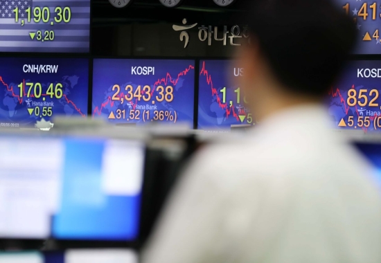 '불안한 내일' 주식으로 채우는 청년들