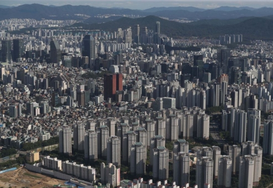 남은 건 민간 공급 뿐…부동산 안정화 카드 다 썼다