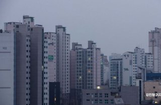 서울 아파트 매매·전세가일제히 상승폭 커졌다 