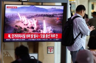 북 탄도미사일 발사… 실사격·연합훈련으로 맞대응