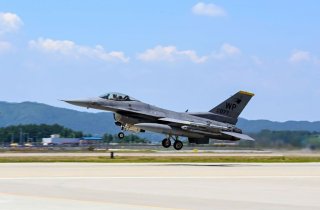 세계 최강 F-22 랩터… 한반도서 연합훈련