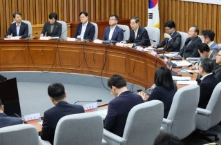 당정 "'저출생고령화 대응부처 신설' 법안 7월 발의"