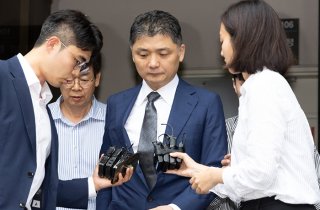 'SM엔터 시세조종 의혹' 카카오 김범수 구속