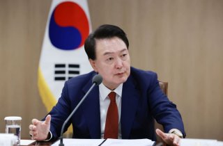 尹, APEC·G20 정상회의 참석차 출국·…트럼프 '깜짝회동' 이뤄질까