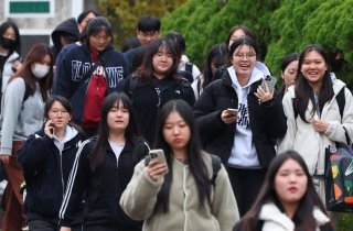 "국·수·영, 지난해 수능보다 쉬웠다"…'최상위권 변별력' 우려도