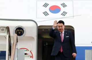 尹대통령, APEC 열리는 페루 도착…내년 의장국 정상 연설 예정