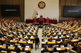 尹탄핵소추안, 與 총력저지로 무산…野 "다시 발의"