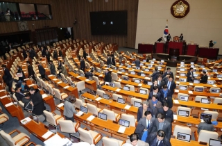 민주, 윤 대통령 탄핵소추안 재발의…14일 표결