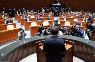 국민의힘, 비대위원장 인선 난항…선수별 의견 수렴키로