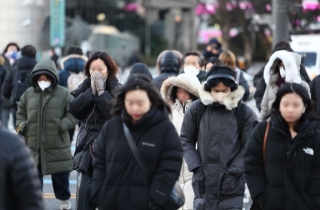 "한파 다시 온다"…월요일 출근길 전국 영하권, 강풍도 가세