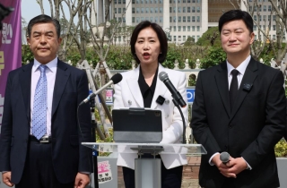 민주당 문 두드리는 허은아 "이재명, 중도보수론 진심이길"
