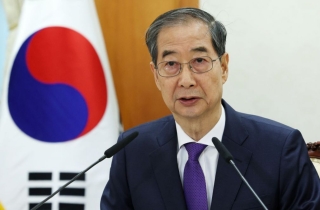 韓대행 "국내외적 안보상황 매우 엄중…국가안보 앞 타협없어"