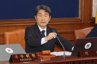 李대행 "모두가 권한대행이란 자세로 국정 챙겨야"