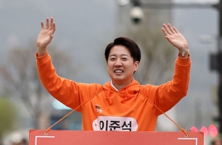 이준석 "과학기술·연구자 우대…李 미래 고려치 않는 포퓰리즘"