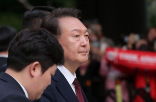 윤석열 탈당…"오늘 국민의힘 떠난다, 김문수에 힘 모아달라"