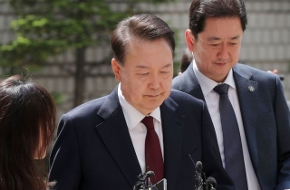 윤석열 "오늘 국민의힘 떠난다…김문수에 힘 모아달라"
