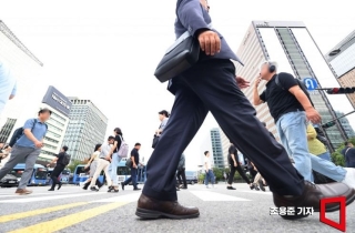 '정년연장 반대' 車업계도 재고용하고 있다