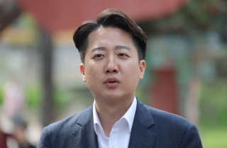 이준석 "부산, 데이터특구 시범도입…민감정보 압수수색 2중보호"