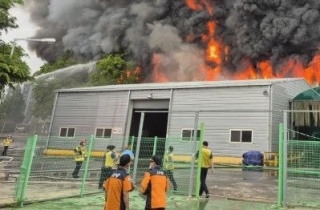 금호타이어 광주공장 화재…1명 구조 중 