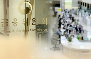 은행이 부동산신용 60% 공급…규제 완화로 기업금융 늘려야