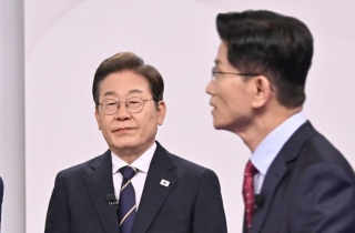 이재명·김문수 '개헌' 띄웠지만…"실현 의지 있나 의문"